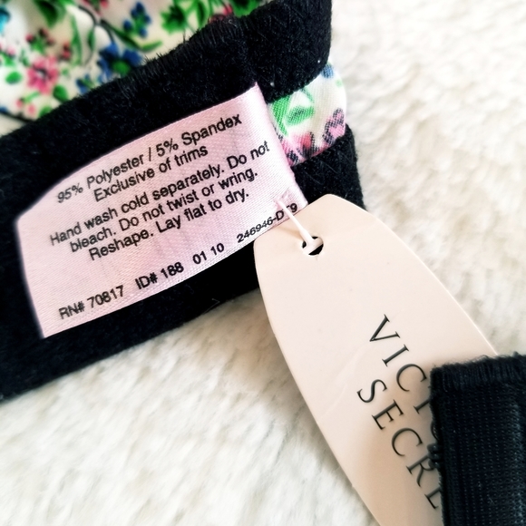 Victoria's Secret Vintage Sexy Little Things Bra & Skirted Thong Panty Set - Picture 11 of 16